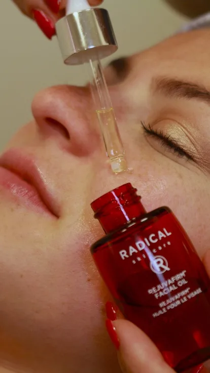 Radical skincare treat hoch