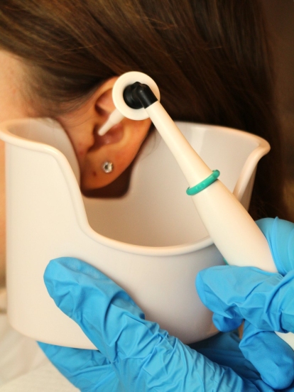 Ohrspülung hoch