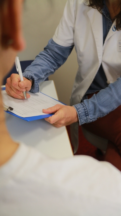 Beratung Fachperson hoch