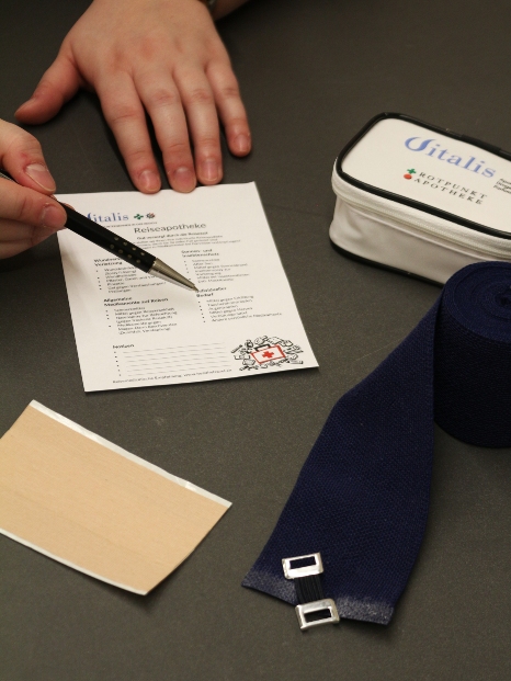 Reise Haus Notfallapotheke hoch